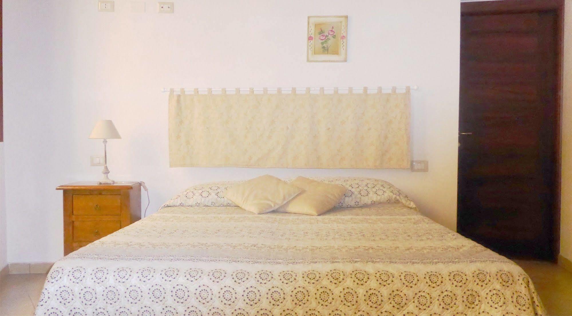 Caralis Holiday Cagliari Zewnętrze zdjęcie